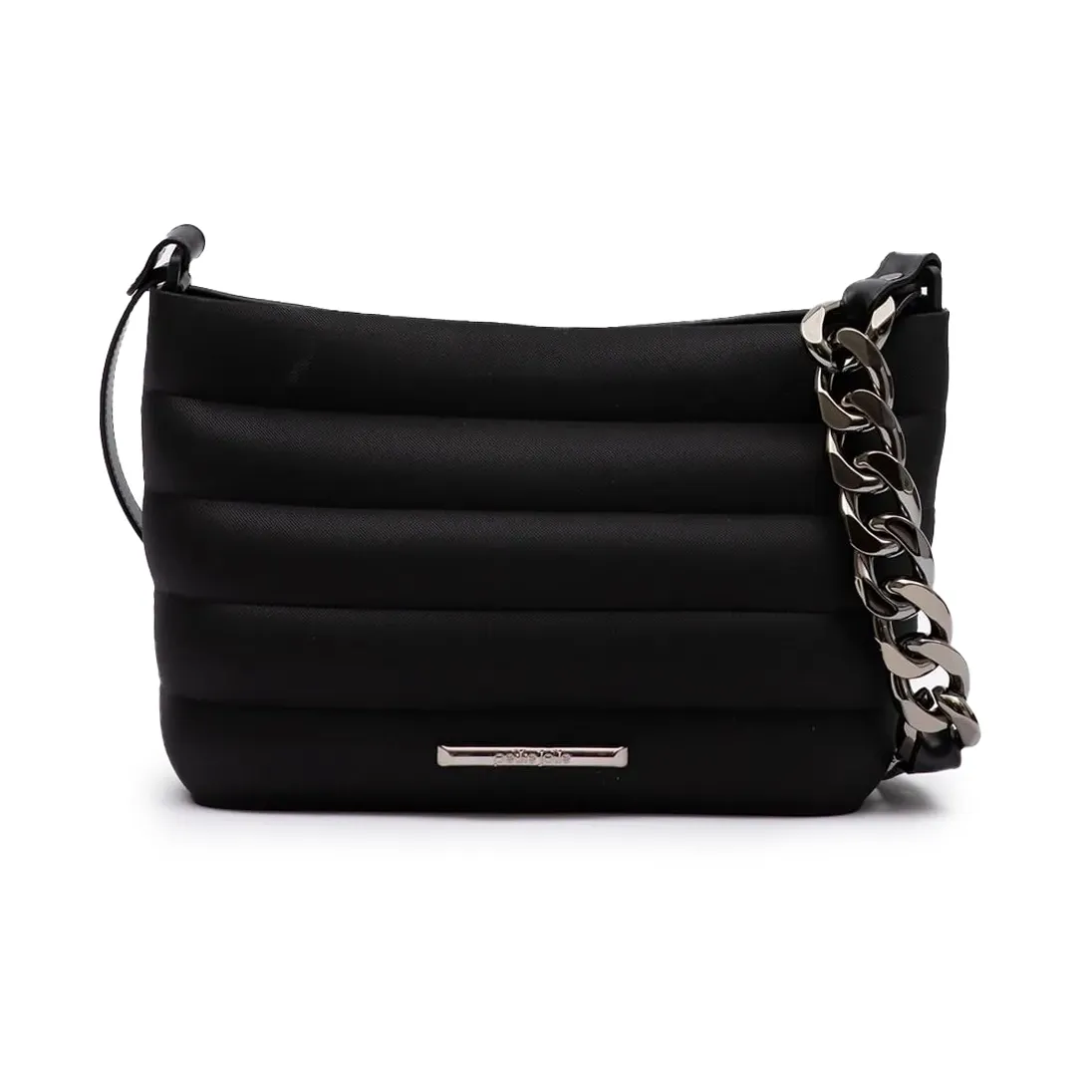Bolsa feminina preta Petite Jolie modelo Emma com acabamento matelassê e alça de corrente prateada